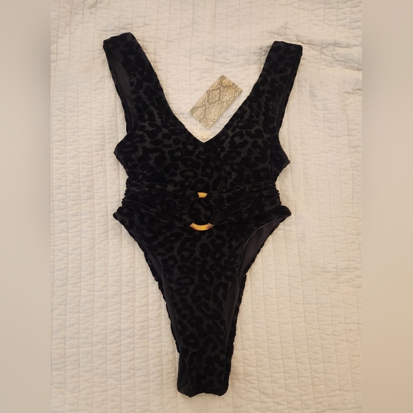 Toluca Swim Artemis Midi One Piece Swimsuit - Panthera - Picture 4 of 8